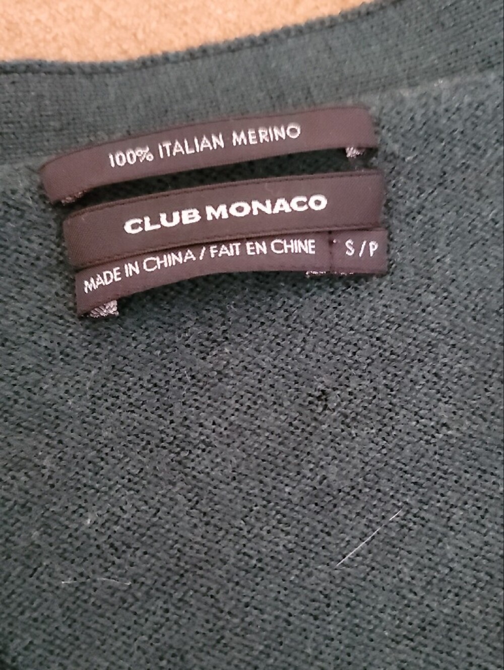 100% Italian Merino Wool Forest Green Button-Front Cardigan - Club Monaco - Picture 13 of 16